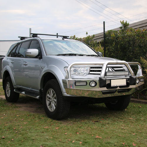 Alloy Bull Bar on Mitsubishi SUV